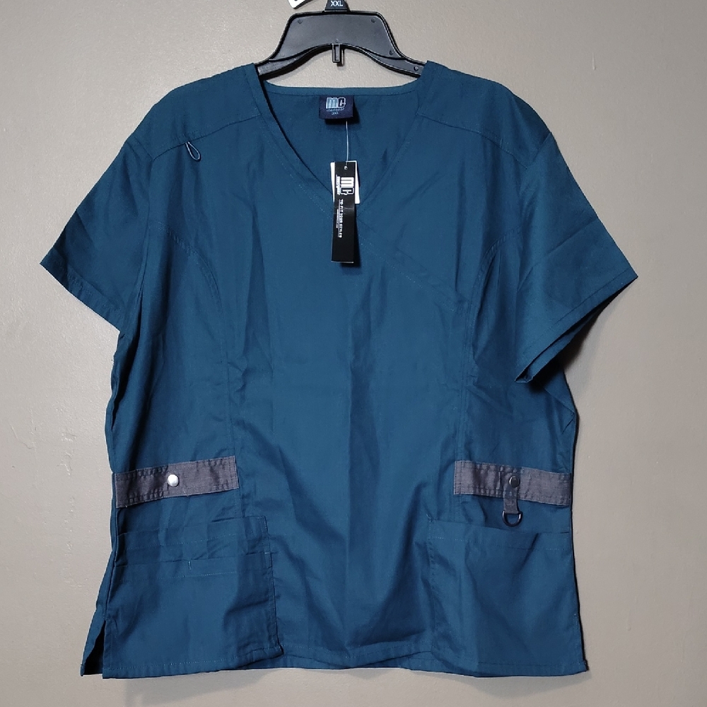 MG Medgear Front Pocket Scrub Top Size 3X NWT
